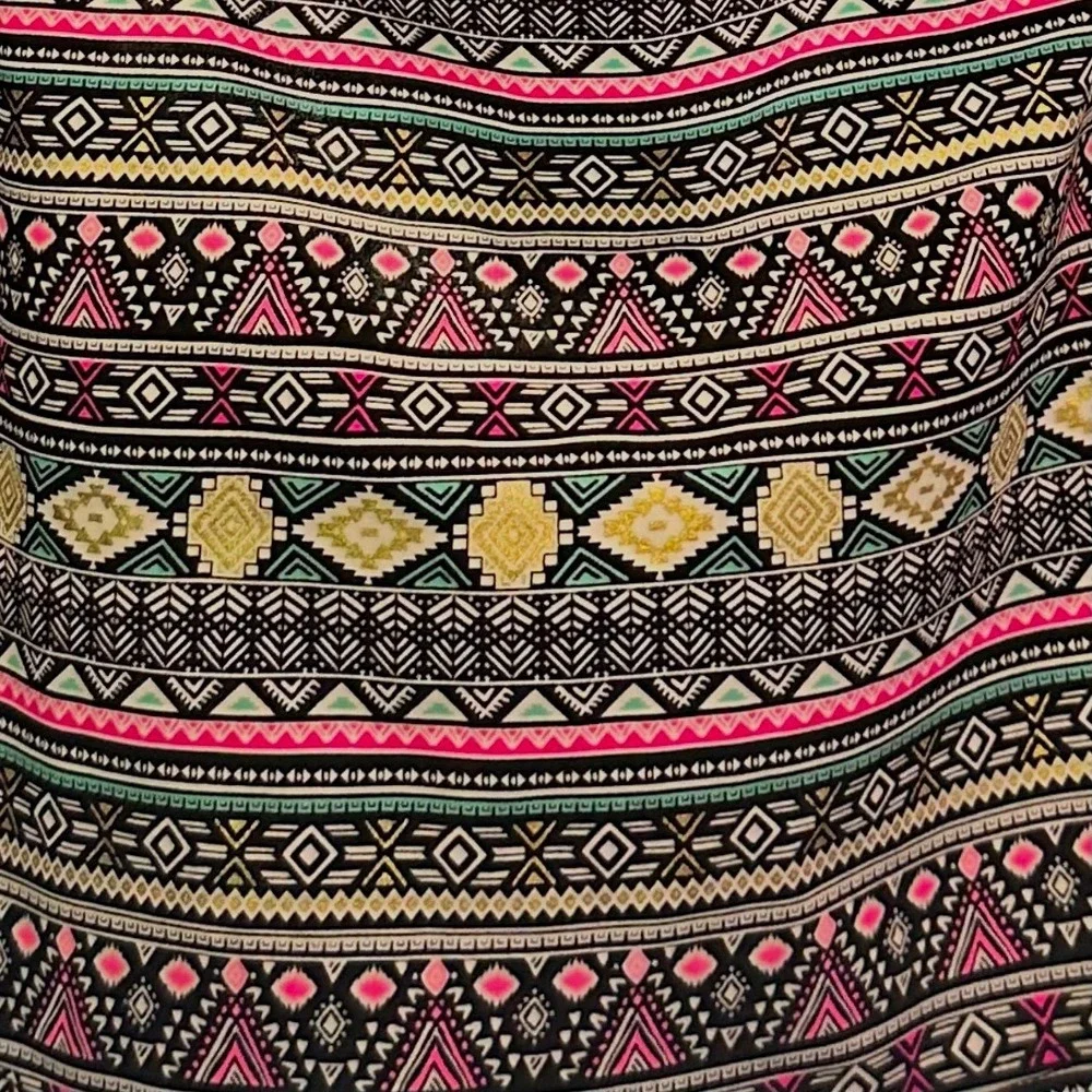 NWT Arizona Jean Co Tankini Top Size M Geometric Pattern Black Gold Pink Teal